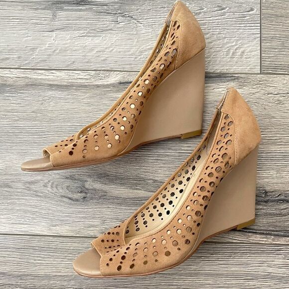 Calvin Klein nude wedges size 7.5 - Picture 2 of 7